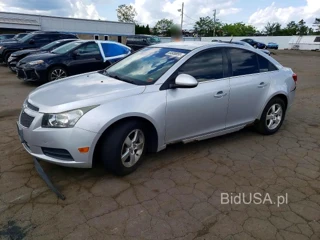 CHEVROLET CRUZE LT
