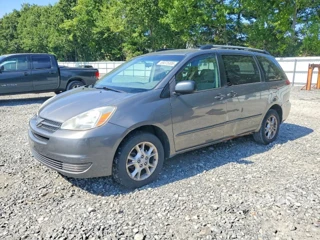 TOYOTA SIENNA LE