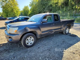TOYOTA TACOMA BASE