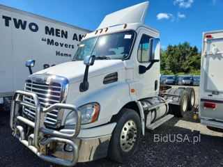 FREIGHTLINER CASCADIA 113
