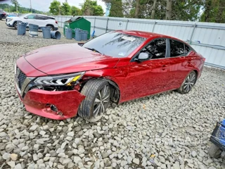 NISSAN ALTIMA SR