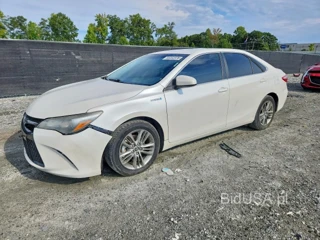 TOYOTA CAMRY HYBRID SE