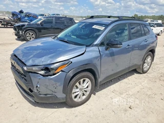TOYOTA COROLLA CROSS LE