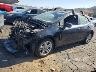 TOYOTA COROLLA HATCHBACK SE