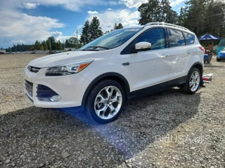 FORD ESCAPE TITANIUM