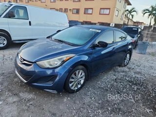 HYUNDAI ELANTRA SE