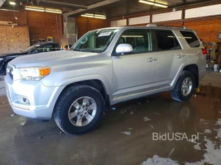 TOYOTA 4RUNNER SR5