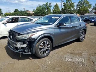 INFINITI QX30 PREMIUM