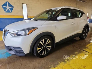 NISSAN KICKS SV