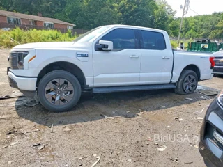 FORD F150 LIGHTNING LARIAT