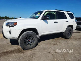 TOYOTA 4RUNNER VENTURE EDITION