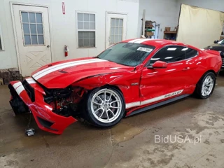 FORD MUSTANG GT