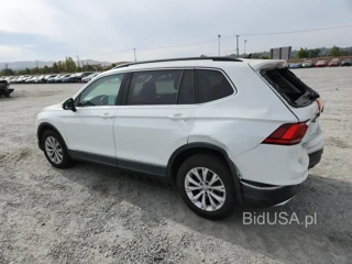 VOLKSWAGEN TIGUAN SE