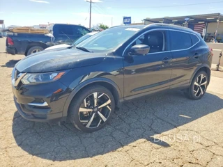 NISSAN ROGUE SPORT SL
