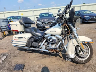 HARLEY-DAVIDSON FLHTPI