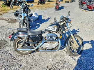 HARLEY-DAVIDSON XLH883