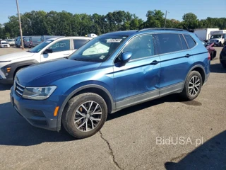 VOLKSWAGEN TIGUAN SE