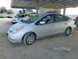 TOYOTA PRIUS BASE
