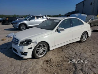 MERCEDES-BENZ C 250