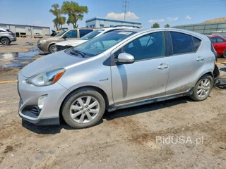 TOYOTA PRIUS C TWO