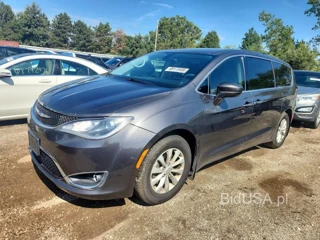 CHRYSLER PACIFICA TOURING PLUS