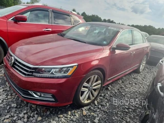 VOLKSWAGEN PASSAT SEL PREMIUM