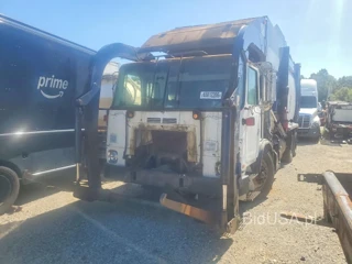 AUTOCAR LLC XPEDITOR
