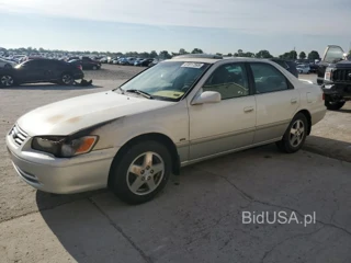 TOYOTA CAMRY CE