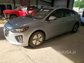 HYUNDAI IONIQ SE