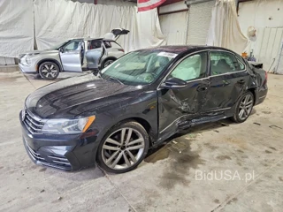 VOLKSWAGEN PASSAT S