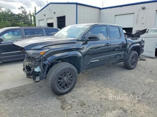 TOYOTA TACOMA SR5
