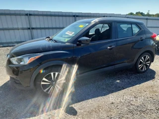 NISSAN KICKS SV