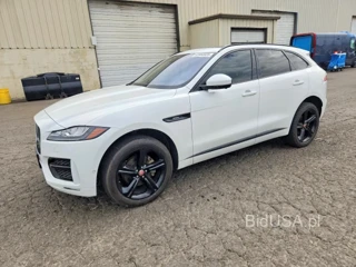 JAGUAR F-PACE R - SPORT