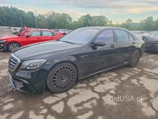 MERCEDES-BENZ S 63 AMG