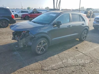 KIA NIRO LX