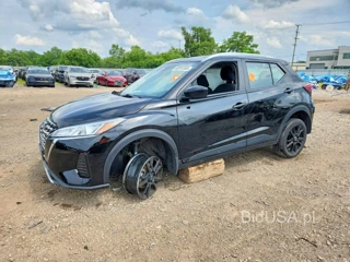 NISSAN KICKS SV