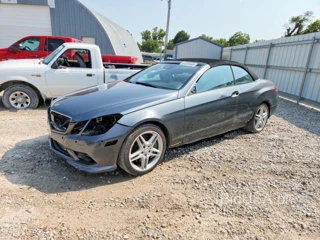 MERCEDES-BENZ E 550