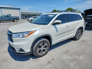 TOYOTA HIGHLANDER XLE