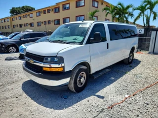 CHEVROLET EXPRESS G3500 LT