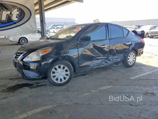 NISSAN VERSA SV