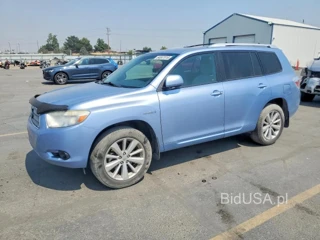 TOYOTA HIGHLANDER HYBRID