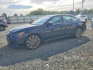 NISSAN ALTIMA SV
