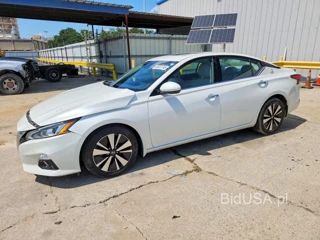 NISSAN ALTIMA SV