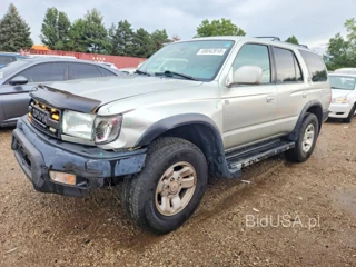TOYOTA 4RUNNER SR5