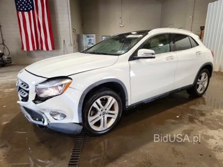 MERCEDES-BENZ GLA 250 4MATIC