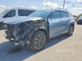 TOYOTA HIGHLANDER PLATINUM