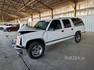 GMC SUBURBAN K1500