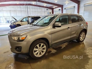 MITSUBISHI OUTLANDER SPORT ES