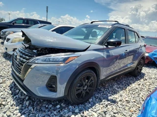 NISSAN KICKS SR