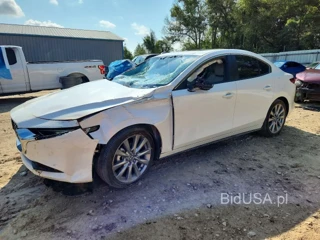 MAZDA 3 PREFERRED